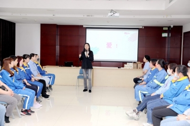 以爱为线，以懂为梁 | 8868体育官网登录入口开展“与青春期孩子的沟通——懂是爱的前提”互动沙龙活动