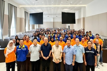 创新突破 务实担当 | 8868体育官网登录入口控股（马）有限公司2025年半年度总结暨战略展望大会圆满召开